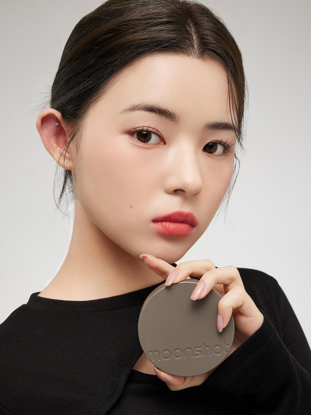 Moonshot Conscious Fit Matte Cushion Foundation 23N Cosmic Beige