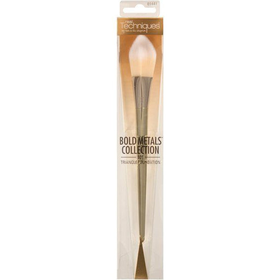 Real Techniques Bold Metals Collection 101 Triangle Foundation Brush
