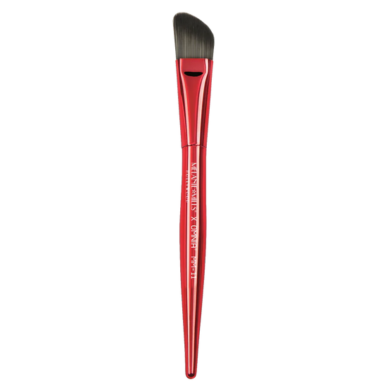 Melanie Mills Hollywood Angled Under-Eye Concealer Brush MM11 X Omnia®