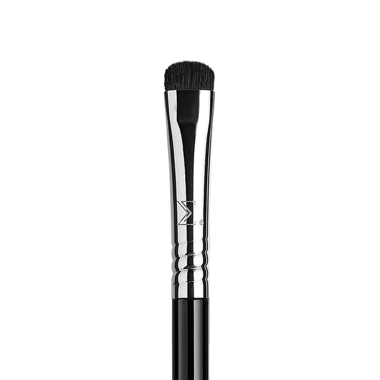 Sigma Beauty E20 Short Shader Brush