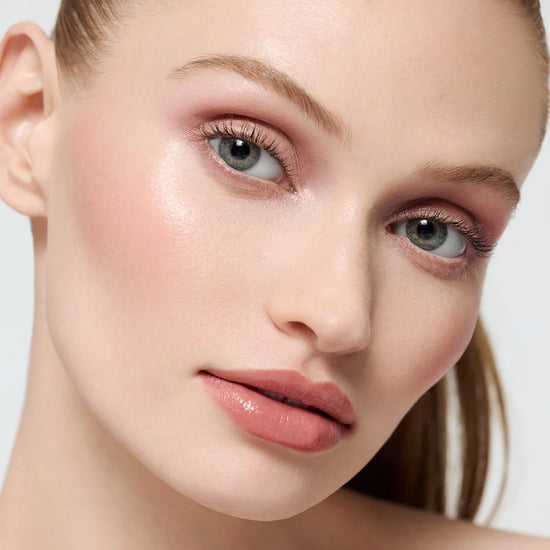 Load image into Gallery viewer, Pat McGrath Mothership XII: Petalmorphosis™ Black Case
