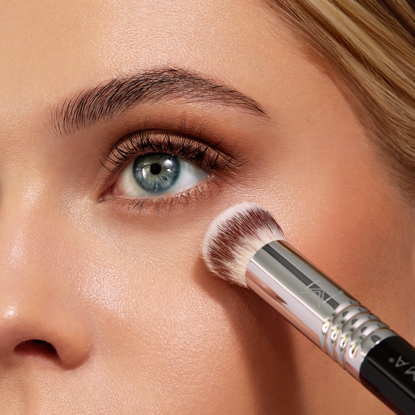 Sigma Beauty F26 Domed Concealer Brush