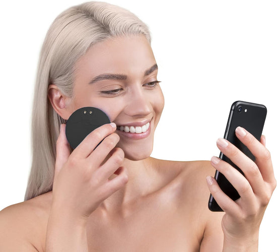 Load image into Gallery viewer, FOREO LUNA fofo Smart Facial Cleansing Brush and Skin Analyzer, Midnight, Personalized Cleansing for a Unique Skincare Routine, Bluetooth &amp;amp; Dedicated Smartphone App
