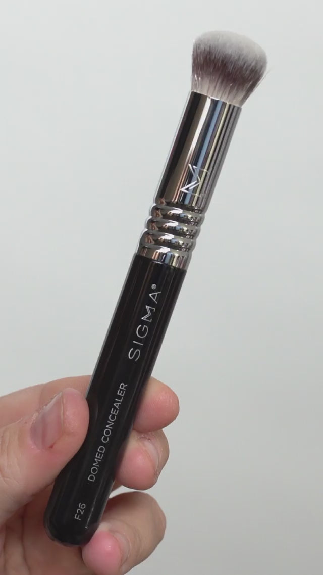 Load and play video in Gallery viewer, Sigma Beauty F26 Domed Concealer Brush
