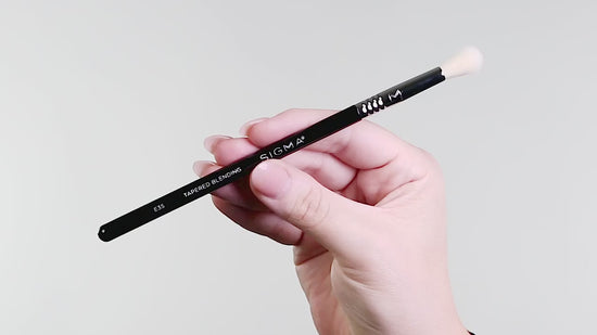 Load and play video in Gallery viewer, Sigma Beauty E35 Tapered Blending Brush
