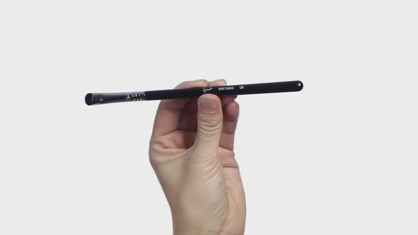 Sigma Beauty E20 Short Shader Brush