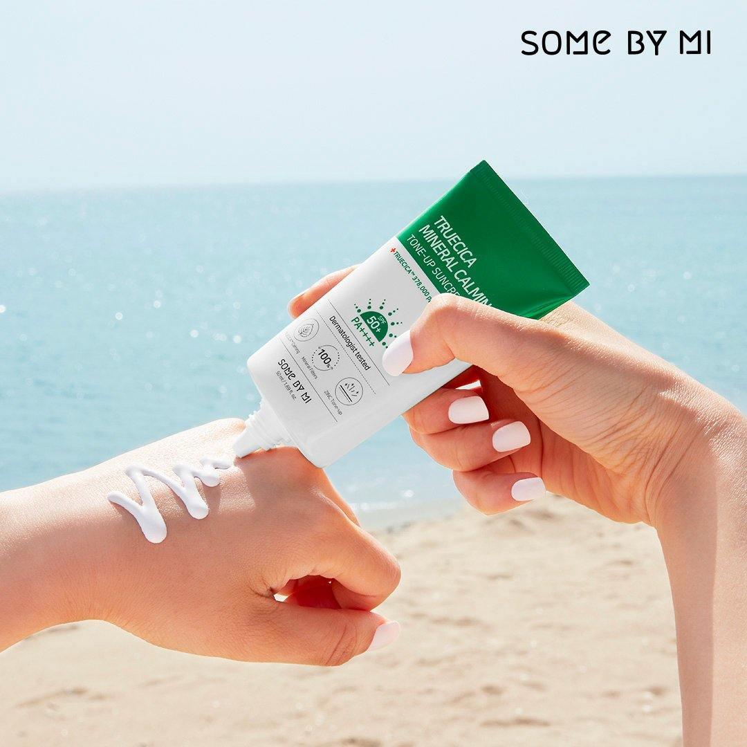 Load image into Gallery viewer, Some By Mi Truecica Mineral Calming Tone-Up Suncream SPF 50+ PA++++ 50ml

