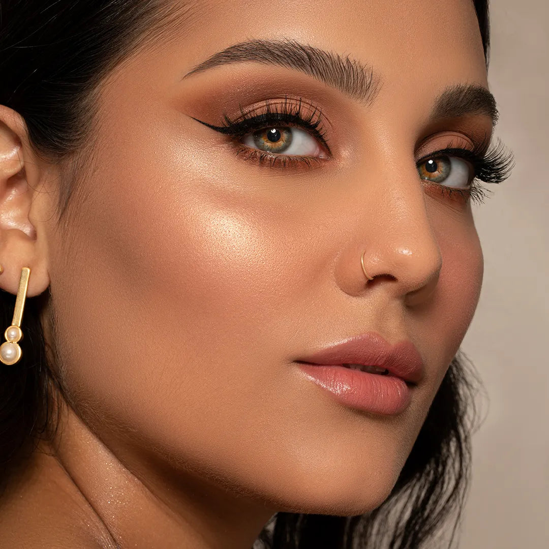 Load image into Gallery viewer, Sigma Beauty Highlighter Golden Hour
